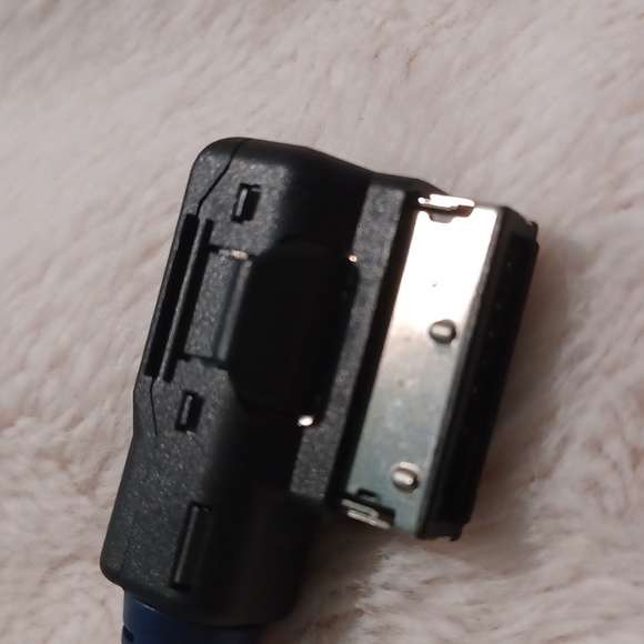 Bovee tune2air Wireless Car Kit for AUDI - Picture 7 of 7